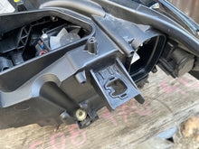 Laden Sie das Bild in den Galerie-Viewer, Frontscheinwerfer BMW F44 6211-5A17BC2-03 LED Rechts Scheinwerfer Headlight