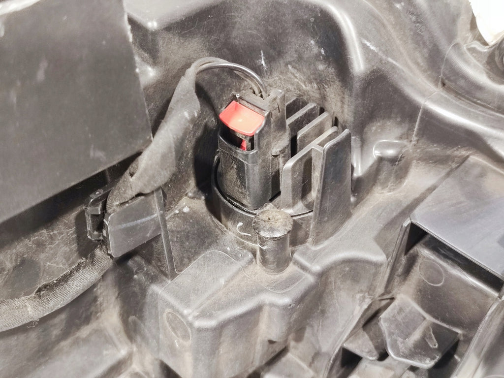 Frontscheinwerfer Suzuki Swace Corolla 81110-02S60 90119224 Full LED Rechts