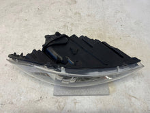 Laden Sie das Bild in den Galerie-Viewer, Frontscheinwerfer Volvo C30 31299752 Links Scheinwerfer Headlight SCH6628831255ti
