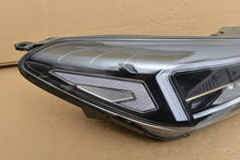 Load image into Gallery viewer, Frontscheinwerfer Hyundai Tucson 92102D7700 LED Rechts Scheinwerfer Headlight SCH1357041327la
