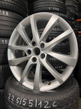 Laden Sie das Bild in den Galerie-Viewer, 1x Alufelge 18 Zoll 7.0" 5x112 43ET Glanz Silber 565601025D Skoda Kodiaq FEL9862867721wo