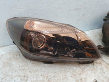 Load image into Gallery viewer, Frontscheinwerfer Skoda Fabia Ein Stück (Rechts oder Links) Headlight