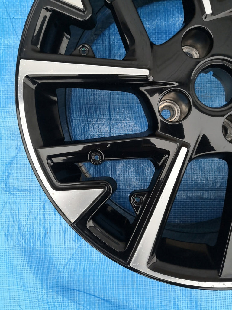 1x Alufelge 17 Zoll 7.0" 4x108 32ET 9833892680 Opel Corsa F Rim Wheel