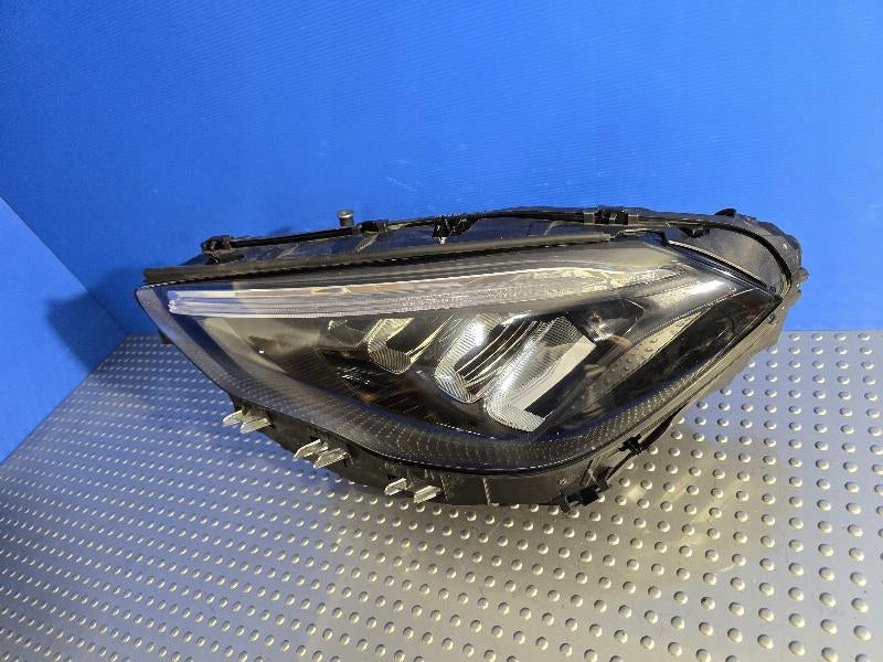 Frontscheinwerfer Mercedes-Benz W247 A2479063504 LED Links Headlight