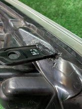 Load image into Gallery viewer, Frontscheinwerfer Toyota Hilux VIII Links Scheinwerfer Headlight SCH8051231135jo