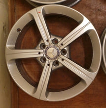 Laden Sie das Bild in den Galerie-Viewer, 4x Alufelge 17 Zoll 6.5" 5x112 44ET Glanz Silber A1774011200 Mercedes-Benz W177 FEL8104307793jj