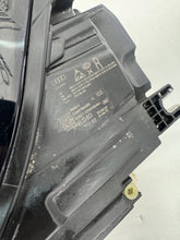 Laden Sie das Bild in den Galerie-Viewer, Frontscheinwerfer Audi A6 C8 4K0941039 4K0941040 Full LED Ein Satz Headlight