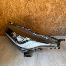 Load image into Gallery viewer, Frontscheinwerfer Toyota Yaris Ein Satz Scheinwerfer Headlight SCH4265423915jd
