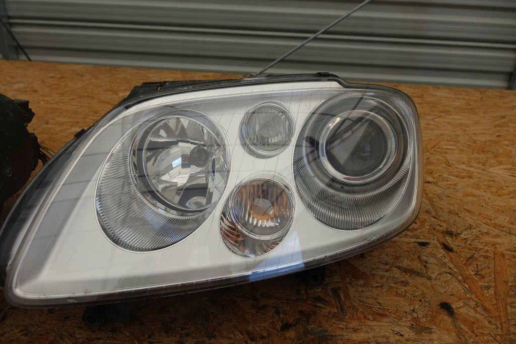 Frontscheinwerfer VW Touran Caddy 0301205272 1T0941032K Ein Satz Headlight SCH4717850199nt