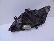 Laden Sie das Bild in den Galerie-Viewer, Frontscheinwerfer Mercedes-Benz Vito A6398202961 Xenon Rechts Headlight