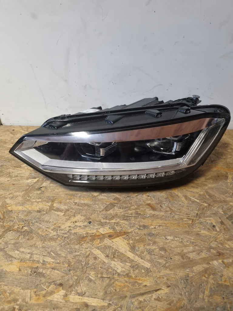 Frontscheinwerfer VW Touran LED Links Scheinwerfer Headlight