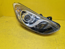 Laden Sie das Bild in den Galerie-Viewer, Frontscheinwerfer Hyundai I30 III 92102-A6000 Rechts Scheinwerfer Headlight SCH4222712711xm