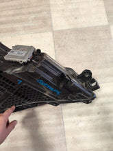 Load image into Gallery viewer, Frontscheinwerfer Skoda Superb 3V1941015D Links Scheinwerfer Headlight SCH2756590687sz
