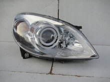 Load image into Gallery viewer, Frontscheinwerfer Mercedes-Benz W245 A1698204661 Xenon Rechts Headlight SCH3319410343hu