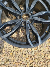 Load image into Gallery viewer, 1x Alufelge 20 Zoll 9.0&quot; 5x120 44ET 7845868 BMW F11 F10 Rim Wheel