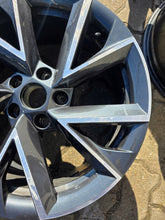 Laden Sie das Bild in den Galerie-Viewer, 1x Alufelge 18 Zoll 8.0" 5x112 44ET 3V0601025CH Skoda Superb I Rim Wheel FEL4438087296pm