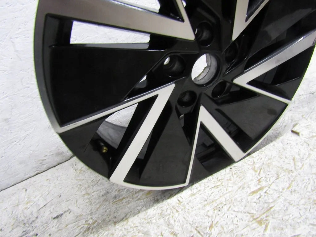 1x Alufelge 18 Zoll 7.5" 5x112 48ET Glanz Schwarz 5E3601025AD Mg Octavia 5e3 Iv