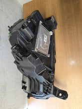 Laden Sie das Bild in den Galerie-Viewer, Frontscheinwerfer Jeep 52218717 LED Rechts Scheinwerfer Headlight SCH9197953355uk