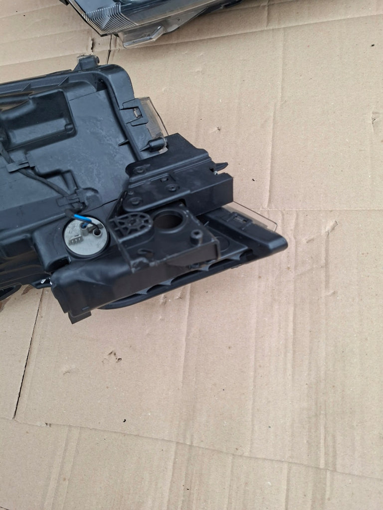 Frontscheinwerfer Mitsubishi Outlander III Ein Satz Scheinwerfer Headlight SCH2611622642xw