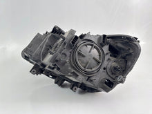 Laden Sie das Bild in den Galerie-Viewer, Frontscheinwerfer BMW 2 F46 7422574 LE13A6307030129020205 Rechts Headlight SCH1983616444co