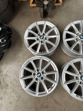 Load image into Gallery viewer, 4x Alufelge 17 Zoll 7.5" 5x112 52ET Silber 6856061- BMW Rim Wheel FEL7060244336fx