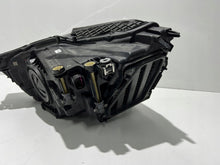 Laden Sie das Bild in den Galerie-Viewer, Frontscheinwerfer Audi Q3 83A941035 Rechts Scheinwerfer Headlight SCH5968688707zb