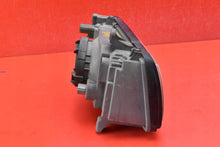 Laden Sie das Bild in den Galerie-Viewer, Frontscheinwerfer Opel Frontera B 8971439502 Ein Stück (Rechts oder Links) SCH7034857985vy