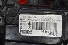 Laden Sie das Bild in den Galerie-Viewer, Frontscheinwerfer Citroën C3 III C5 9689037880 Xenon Links Headlight