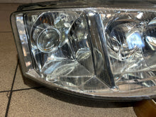 Load image into Gallery viewer, Frontscheinwerfer Audi A6 C5 Xenon Rechts Scheinwerfer Headlight