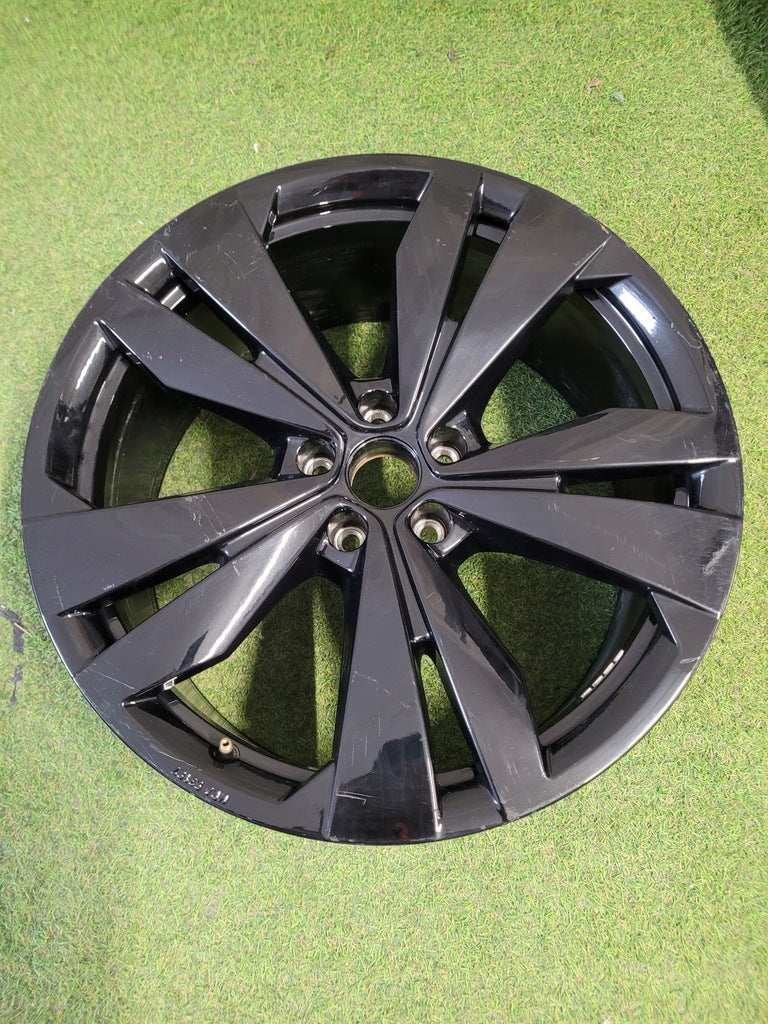 1x Alufelge 20 Zoll 9.0" 5x112 11A071490A Vw Rim Wheel FEL2619150572ge