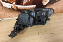 Laden Sie das Bild in den Galerie-Viewer, Frontscheinwerfer Peugeot 308 II 96778323 LED Rechts Scheinwerfer Headlight SCH4531493718uw