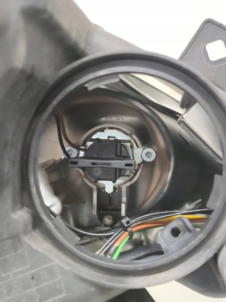 Frontscheinwerfer Mercedes-Benz Viano W639 Vito A6398202861 Xenon Links SCH8416084718bu