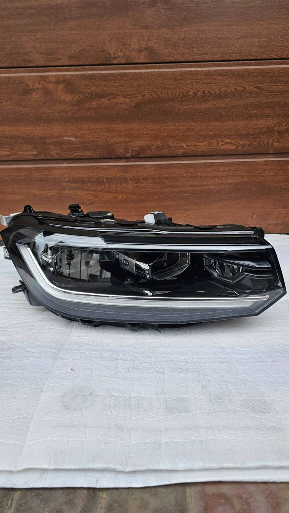 Frontscheinwerfer VW T-Cross 2GM941036G Rechts Scheinwerfer Headlight SCH9117404663jy