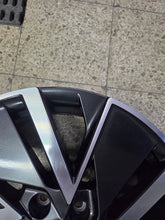 Load image into Gallery viewer, 1x Alufelge 18 Zoll 7.5" 5x112 48ET 5E3071498F Skoda Octavia I Rim Wheel FEL1231675713kj