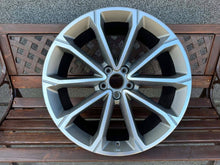 Laden Sie das Bild in den Galerie-Viewer, 1x Alufelge 21 Zoll 89A601025AA Audi E-Tron Sportback Q4 Rim Wheel FEL1274942957nx