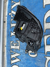 Laden Sie das Bild in den Galerie-Viewer, Frontscheinwerfer Mercedes-Benz W213 A2139067506 LED Links Headlight SCH9982603324rk