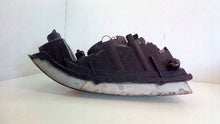 Laden Sie das Bild in den Galerie-Viewer, Frontscheinwerfer Land Rover Freelander Links Scheinwerfer Headlight SCH9504083720fu