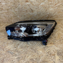 Laden Sie das Bild in den Galerie-Viewer, Frontscheinwerfer Renault Scenic 260606727R Links Scheinwerfer Headlight SCH1618746374hk