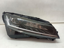 Load image into Gallery viewer, Frontscheinwerfer Skoda Superb 3V1941016D LED Rechts Scheinwerfer Headlight SCH9864314765et