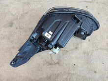Load image into Gallery viewer, Frontscheinwerfer Hyundai I10 92102-B9000 Rechts Scheinwerfer Headlight SCH1429635710nr