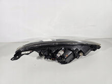 Laden Sie das Bild in den Galerie-Viewer, Frontscheinwerfer Mazda 2 Links Scheinwerfer Headlight SCH8311844911er