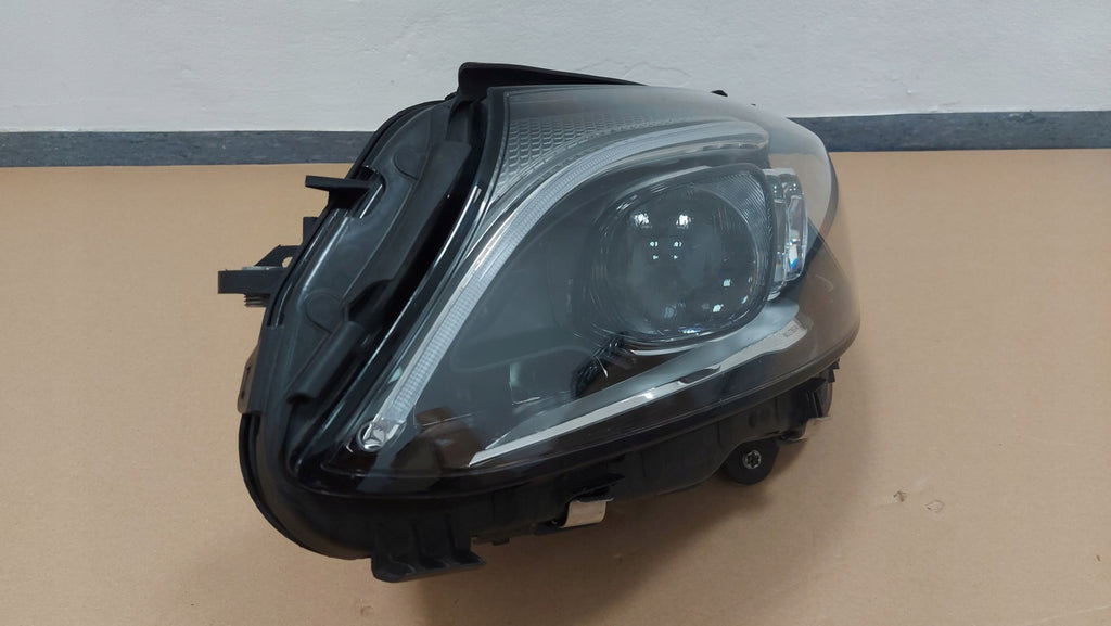 Frontscheinwerfer Mercedes-Benz W205 A2059061506 LED Links Headlight SCH3245629924zc