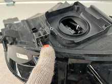 Laden Sie das Bild in den Galerie-Viewer, Frontscheinwerfer VW Id.3 11B941035C Links Scheinwerfer Headlight SCH7719781972og