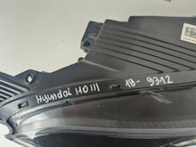 Load image into Gallery viewer, Frontscheinwerfer Hyundai I10 III 92102-K7000 Rechts Scheinwerfer Headlight