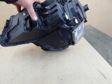 Laden Sie das Bild in den Galerie-Viewer, Frontscheinwerfer Skoda Karoq 57B941016F Rechts Scheinwerfer Headlight SCH1042700299oe