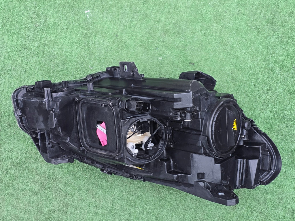 Frontscheinwerfer Mercedes-Benz W246 130702377207 Links Scheinwerfer Headlight SCH9320062840ni