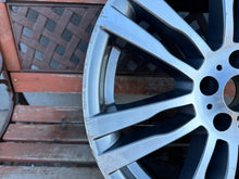 Load image into Gallery viewer, 1x Alufelge 20 Zoll 10.0&quot; 5x120 40ET 7842183 BMW X5 E70 E71 Rim Wheel
