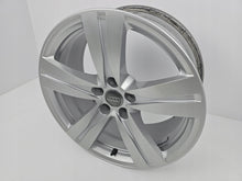 Laden Sie das Bild in den Galerie-Viewer, 4x Alufelge 18 Zoll 8.0&quot; 5x112 25ET Glanz Silber 4M0601025 Audi A5 Rim Wheel