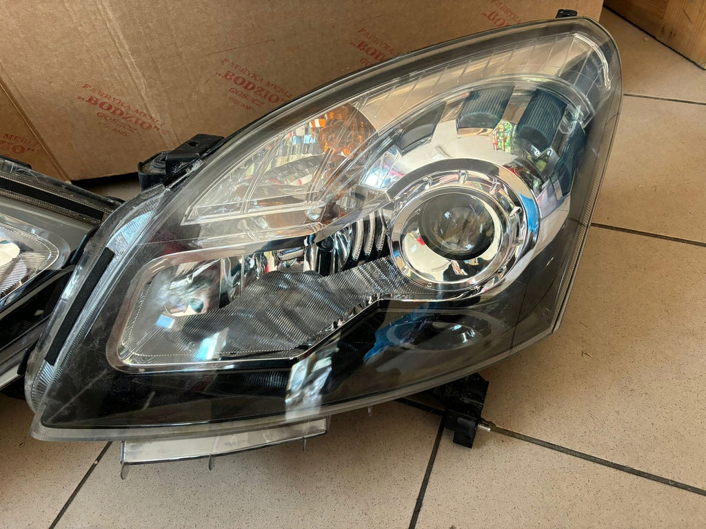 Frontscheinwerfer Renault Koleos I Xenon Rechts Scheinwerfer Headlight