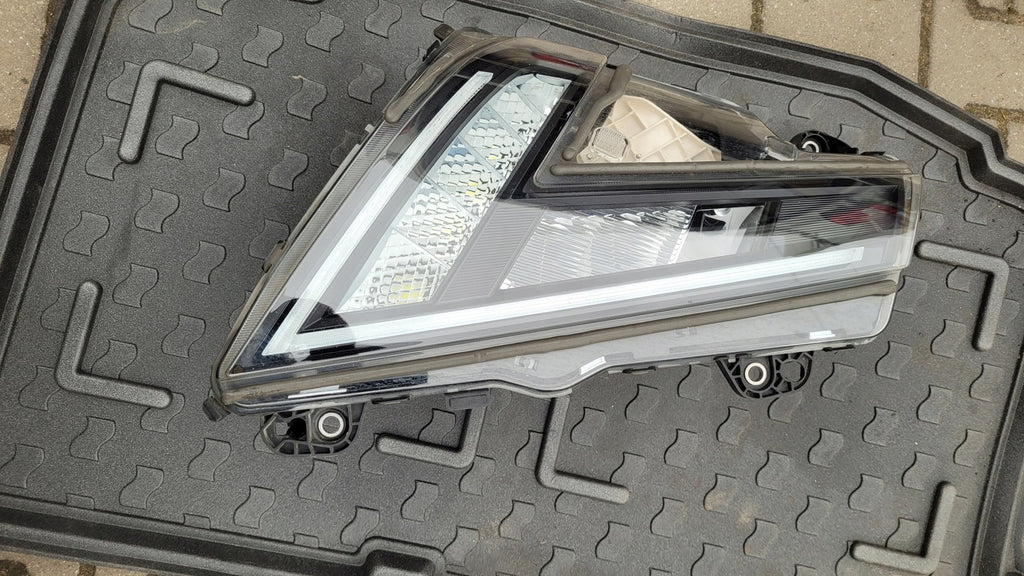 Frontscheinwerfer Volvo 24065619 Rechts Scheinwerfer Headlight SCH3160692838mh